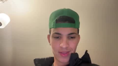 sbouchikh03 online show from December 2025 08:20:02 AM