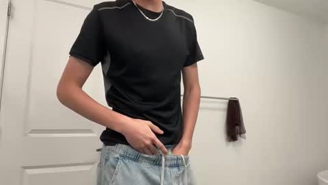 sbouchikh03 online show from December 2025 04:54:01 AM