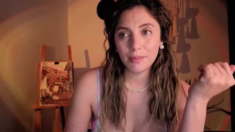 Venus online show from November 2025 06:52:02 PM