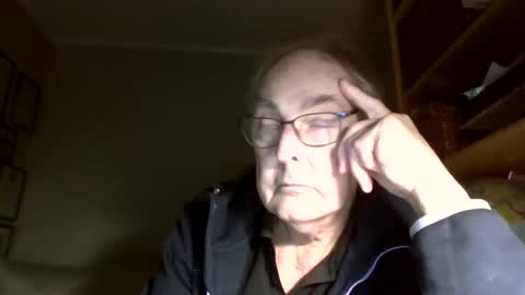 Snapshot of scandxx chatting on February 2025 05:29:01 PM Scand online show from February 2025 05:29:01 PM