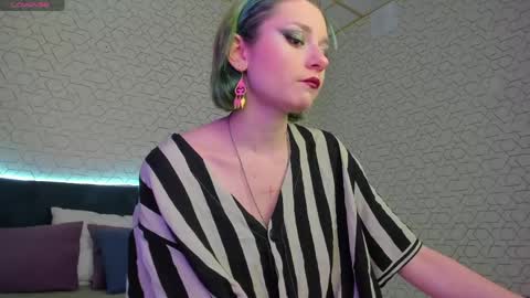 Snapshot of scarle_whisper chatting on May 2026 09:17:02 AM Emmy online show from May 2026 09:17:02 AM