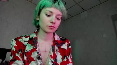 Snapshot of scarle_whisper chatting on June 2026 05:51:01 PM Emmy online show from June 2026 05:51:01 PM