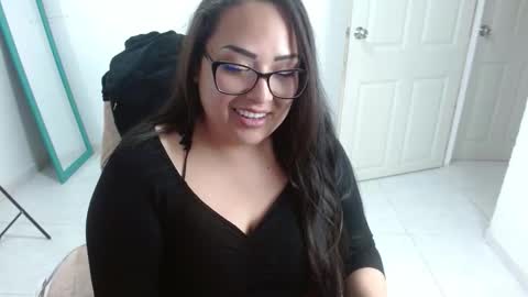 scarlet1609 online show from September 2025 04:01:01 AM
