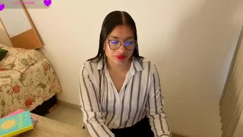 scarlet__15 online show from May 2026 12:13:02 PM