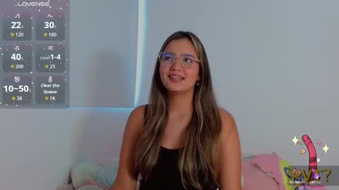 Snapshot of scarlet_rose__ chatting on October 2025 08:44:01 PM Scarlet online show from October 2025 08:44:01 PM