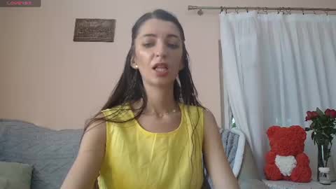 Snapshot of scarlet_rosse chatting on July 2026 04:42:02 PM Scarlet online show from July 2026 04:42:02 PM