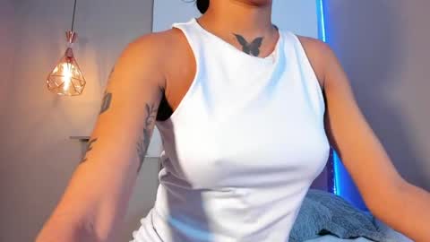 scarlet_vixen_ online show from March 2026 12:39:02 PM