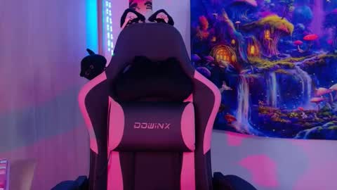 Scarlet online show from January 2026 07:11:01 PM