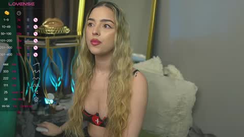 Snapshot of scarletcoles chatting on February 2025 02:14:01 AM Scarlet online show from February 2025 02:14:01 AM