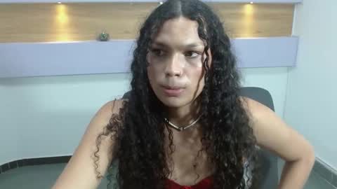 Scarlet Dream online show from March 2025 02:17:01 AM