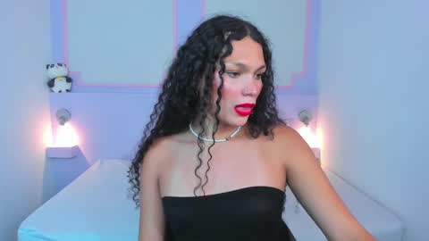 Scarlet Dream online show from March 2025 11:03:02 PM