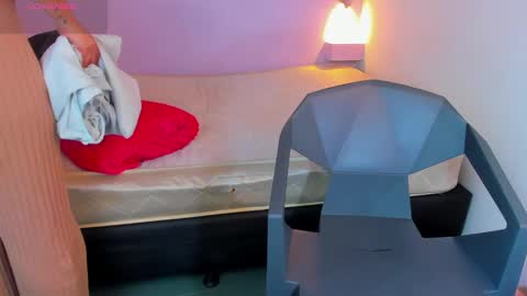 SCARLET online show from February 2025 01:17:02 PM