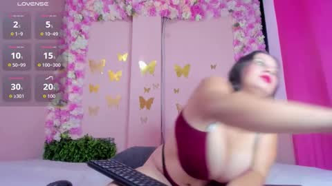 SCARLETH online show from November 2025 12:16:02 PM