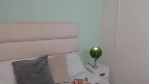 Snapshot of scarletlevis chatting on February 2026 10:59:01 AM scarlet online show from February 2026 10:59:01 AM