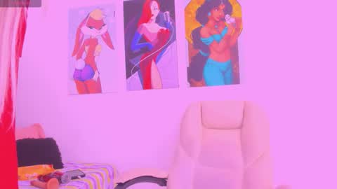 Snapshot of scarletliz chatting on November 2025 12:27:01 PM Scarletliz online show from November 2025 12:27:01 PM