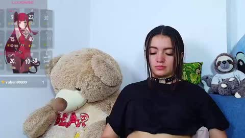 Scarlet online show from April 2026 06:36:02 PM