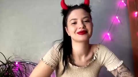 scarletpetal online show from January 2025 06:21:01 AM