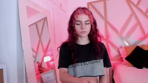 Scarlet online show from January 2025 12:07:02 PM