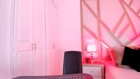 Scarlet online show from February 2025 11:55:02 AM