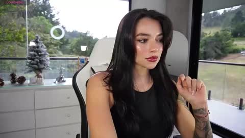 juli online show from December 2025 09:32:02 PM