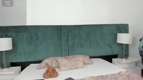 scarlett__noir online show from April 2026 09:34:01 PM