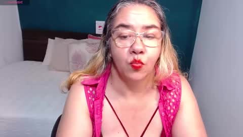 Scarlett  online show from February 2025 01:30:02 AM