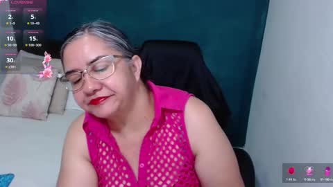 Scarlett  online show from September 2025 10:00:02 PM