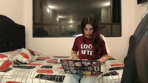 Scarlett and Jazmin online show from February 2025 05:26:02 AM