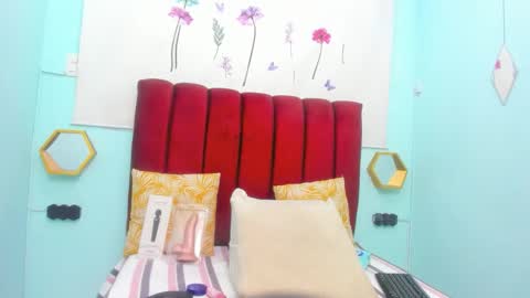 scarlett_fox20 online show from January 2026 11:36:01 AM