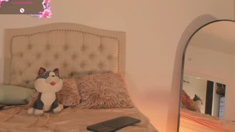 Scarlett Grand online show from January 2025 06:02:01 AM