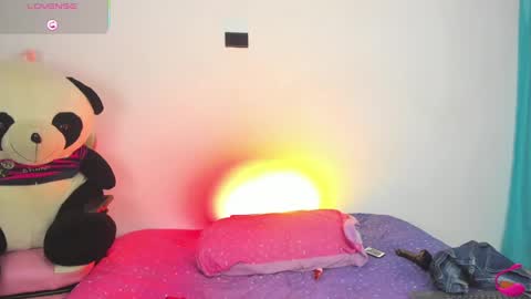 Snapshot of scarlett_lewis2 chatting on January 2025 02:01:01 AM SweetScarlett online show from January 2025 02:01:01 AM