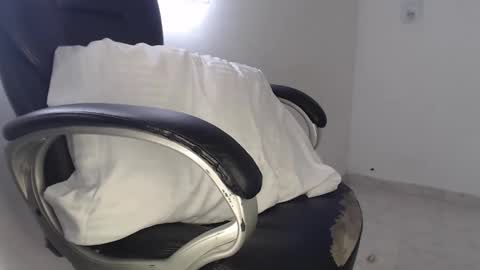 Snapshot of scarlett_liz chatting on March 2025 03:37:01 PM Scarlett online show from March 2025 03:37:01 PM