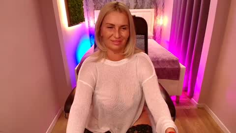 Scarlett online show from February 2025 02:47:02 PM