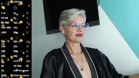 Snapshot of scarlett_paris chatting on March 2025 11:46:01 PM Scarlett online show from March 2025 11:46:01 PM