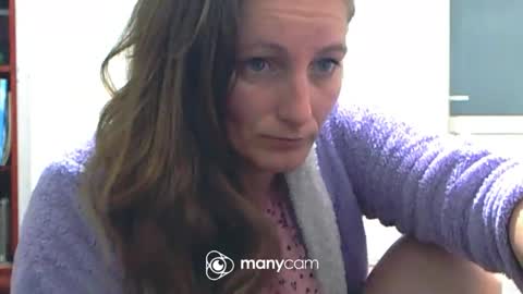 scarlett_queen01 online show from October 2025 04:33:02 AM