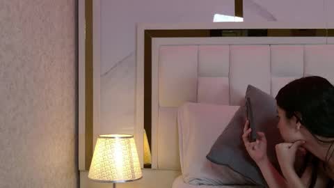 scarlett_sm online show from September 2025 07:13:01 PM