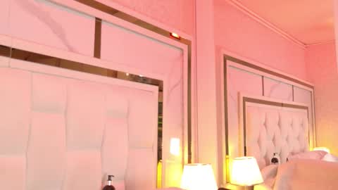 scarlett_sm online show from October 2025 07:06:01 AM