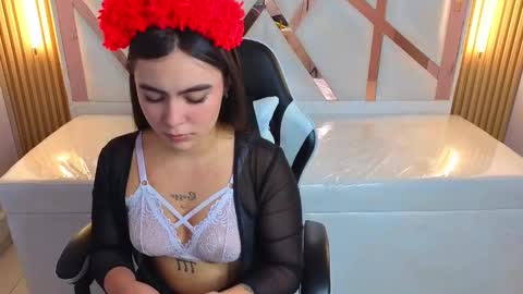 Scarlett online show from October 2025 12:58:01 PM