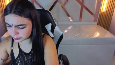 Scarlett online show from October 2025 12:47:01 PM