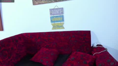 Daniela Camacho  online show from January 2025 09:24:01 AM