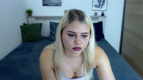 Hi there guys  My pleasure in your hands  pvt is open online show from September 2025 01:24:02 PM