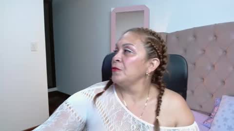 Snapshot of scarlettbooty chatting on March 2025 03:43:01 AM scarlettbooty online show from March 2025 03:43:01 AM