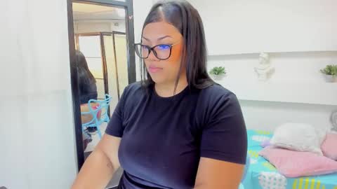 Snapshot of scarlettlee8 chatting on November 2025 10:12:01 PM scarlettlee8 online show from November 2025 10:12:01 PM