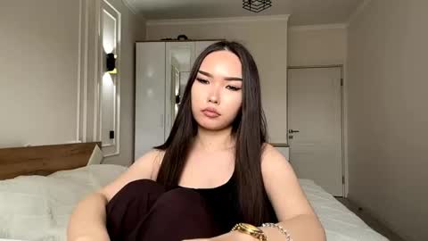 scarlettleszczynski online show from April 2026 07:56:01 AM