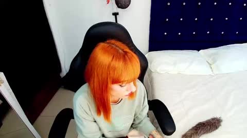 Scarlett online show from September 2025 12:50:02 PM