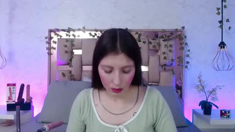 Snapshot of scarlettroxx chatting on September 2025 11:32:01 AM Scarlet online show from September 2025 11:32:01 AM