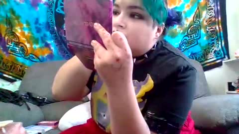 scarletttdesires online show from December 2025 08:17:01 PM