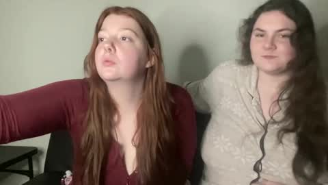 Snapshot of scarletttsinner chatting on October 2025 01:38:01 AM scarletttsinner online show from October 2025 01:38:01 AM