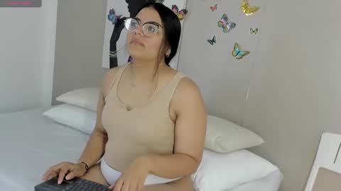 Scarlett Whitmore online show from October 2025 03:34:02 AM