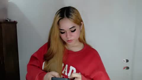 scarletvamp online show from September 2025 05:27:01 PM